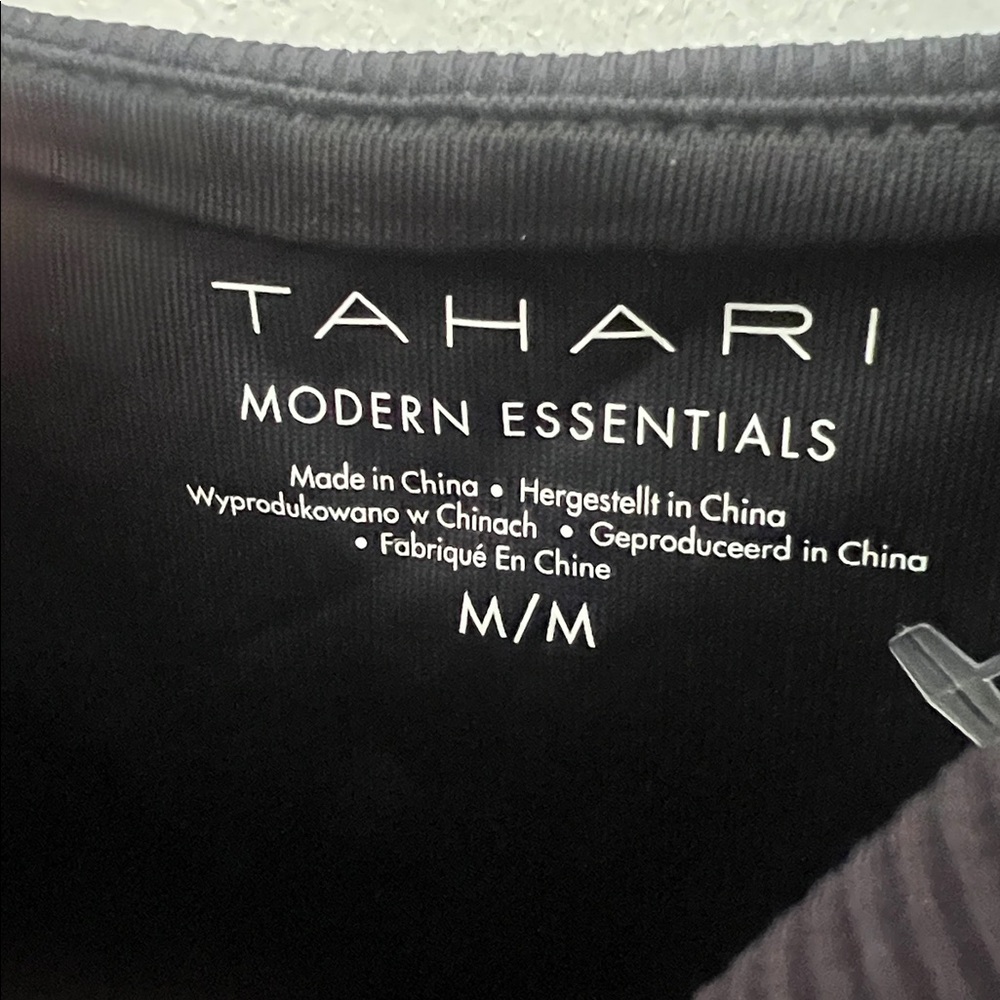 Tahari Classic Black Tank Top - NWT - Picture 4 of 5